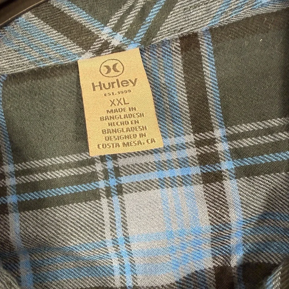 Hurley Long‎ Sleeve Button Shirt Men's Size 2XL Blue Plaid Flannel Cotton Blend